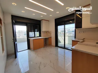  1 روف غير مفروش للإيجار – أول رافات  قرب سنقرط وصالات الهاشم سابقًا