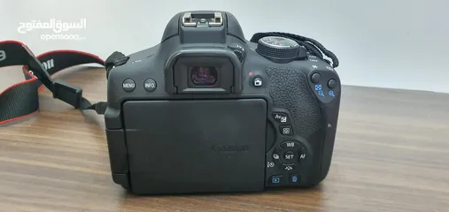  7 كاميرا كانون 750d مع كامل أغراضها بحالة الجديد