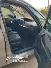  21 ستروين جراند بيكاسو c4