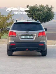  5 كيا سورينتو 2012