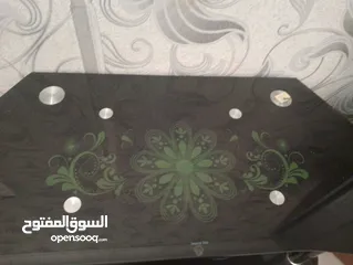  3 طاولة مستعملة للبيع