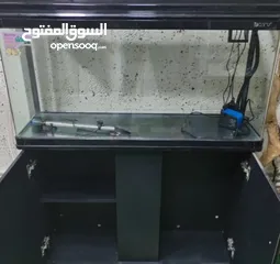  3 حوض سمك اجنبي مع طاوله ماركه BOYU قياس عرض متر العمق 30 سم ارتفاع 45 سم