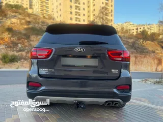  4 كيا سورينتو فل فل الفل ماعد فتحة 2019 ترخيص 2018 و4+4
