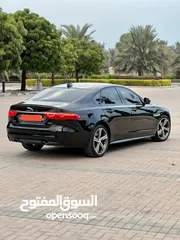  4 Jaguar XF 2018