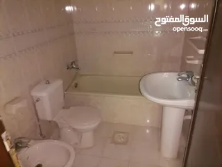  6 شقة للبيع -ناعور المدورة
