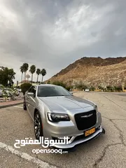  8 كرايسلر S300للبيع