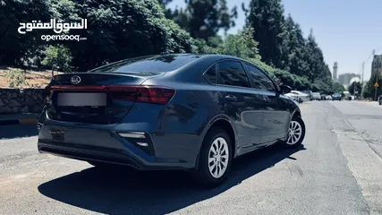  9 Kia cerato   Model :2019  Dohc 1600 CC  Gearbox : automatic   Colour: Gary  Inside :Black ABS Airbag