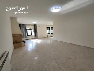  7 شقة غير مفروشة للإيجار – الطيرة  شارع روما – تصميم فاخر وراحة لا مثيل لها