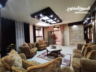  11 شقة مفروشة مدخل خاص  مع حديقة للايجار في بيتونيا