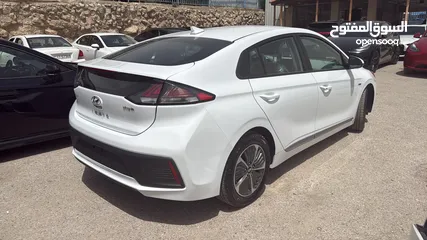  4 هيونداي ايونك هايبرد بلج ان 2020 كرت ابيض فحص كامل حره غير مجمركه