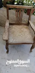  5 كرسي خشب قديم للبيع السعر 20 دينار