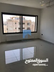  16 شقة فاخرة للبيع في الكرسي - خلف إدارة السير طابق اول 165م تشطيب سوبر ديلوكس لم تسكن