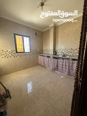  12 عمارة للبيع