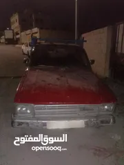 2 تيوتا هايلوكس 1983 بحاله جيده السعر 1800 قابل للتفاوض بعد المعاينه
