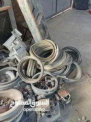  7 يوجد لدينا قطع غيار الغسلات الاتوماتيك بحاله جيده