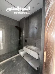  5 شقة غير مفروشة للبيع في ام اذينه ( Property ID : 38272 )