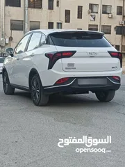  9 نيتا v موديل 2023 لون ابيض لؤلؤي فحص كامل جمرك حديث اتسكور 89% فحص soc 100% استخدام شخصي مثبت كارسير