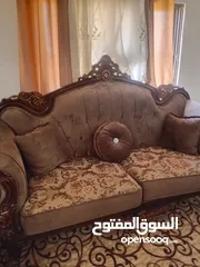  10 طقم كنب خشب زان مصري 9 مقاعد تفصيل بحاله ممتازه للبيع  + طقم طاولات عدد 3 +سجاده 5×5  + برادي عدد 2