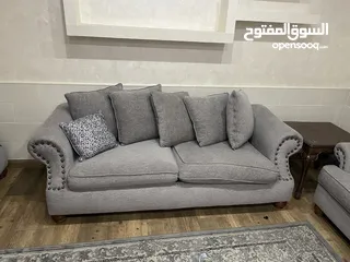  2 طقم كنب امريكي +طقم كورنر بحاله جيده