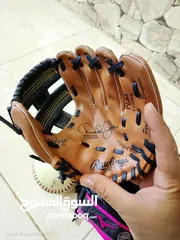  2 طقم بيسبول اصلي بحالة الوكالة