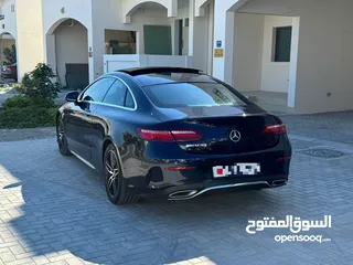  4 Mercedes E 200 Coupe