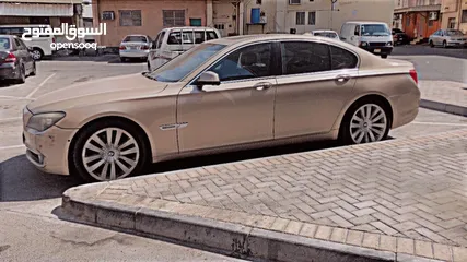  3 للبيع BMW 750i