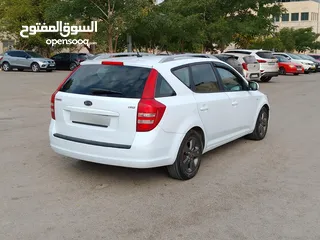  5 كيا سييد.  ديزل سنة 2011 اوتوماتيك لقطه نخب