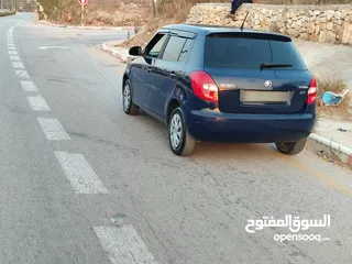  4 سكودا فابيا بنزين جير عادي 2014