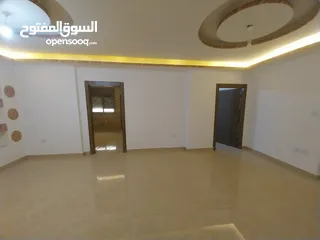  11 شقه ديلوكس للبيع بسعر مغري