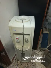  1 كولر ماء شغال بحلة ممتازة للبيع