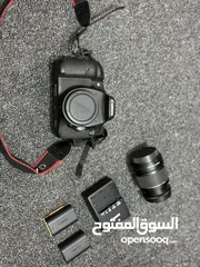  5 كاميرا canon 7D حاله نظيفه جدا وسعر مميز وجميع مشتملاتها معاها