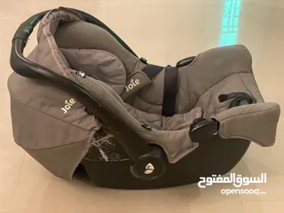  8 Joie car seat 1st stage , from new born to 13 kg , gray color , used in a very good condition