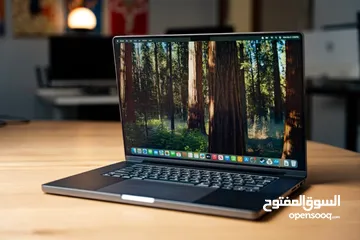  8 MacBook Pro M4 16”  48GB / 512GB  مع كفالة رسمية من أبل 3 سنوات