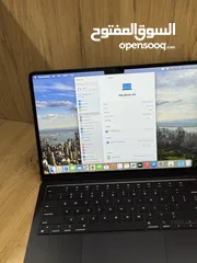  4 MacBook Air 2024, M3-Chip, 8RAM, 256