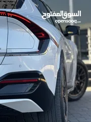 8 فحص كامل جمرك اليوم ترخيص وتأمين سنه كاملهKia EV6 Gt line 2022
