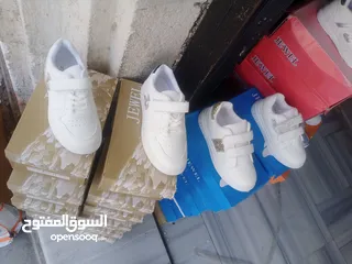 4 السلام عليكم ورحمة الله وبركاتة  احذيه بيبي ولادي محير الوان ونمر