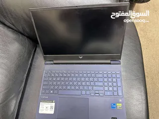  4 لابتوب قيمنق نضيف استعمال اقل من شهر