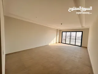  1 For sale in hidd freehold sea view flat 165 meters