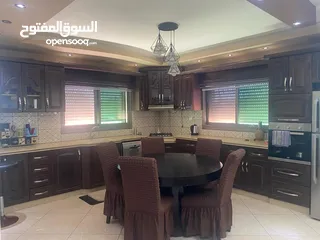  3 شقة مميزة بإطلالة رائعة سوبر ديلوكس على الشارع الرئيسي. منطقة خلة قيس قريبة جدا على بيت جالا ...