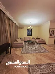  7 شقة فاخرة للبيع أو للايجار في دير غبار
