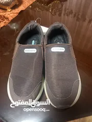  2 سكيتشرز  حذاء فيتنامي الصنع أصلي قياس 43 لون بني