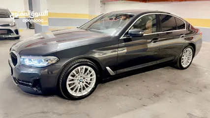  3 للبيع bmw 530i موديل 2022 وارد الشركة فحص كامل فل اضافات لون فيراني تأمين شامل لغاية 12/2025