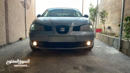  1 سيات قرطبة للبيع  جير عادي  ماتور 1400  بنزين  ماتور جير ممتاز