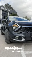  4 كيا سبورتاج ترخيص 2022 محرك 1600 هايبرد plug in/يقطع على الشحنه 65 كيلو متر  271 حصان