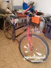  2 بسكليت 26 ماشاءالله نضيف مش محتاج اشي بل مره صيانه كامله 7 غيرات خلفي 3غيرات امامي التواصل على واتس