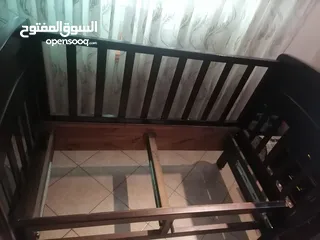  2 تحت اطفال مستعمل 5 سنين 143*74 السعر 35 دينار مع الفرشه والكفر خشب بلوط صولد و الادراج لاتيه