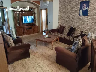  7 شقة للبيع في منطقة الدوار السابع وبسعر مغري جدًا وقريبه علي جميع الخدمات