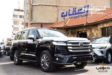 2 تويوتا لاندكروز فااخرة VXR 2025 كفالة الوكيل الحصري