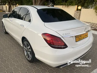  2 Mercedes benz C300 2019