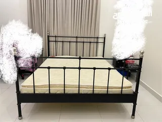  3 للبيع سرير مع الفرشه